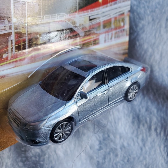 Subaru Legacy Exclusive 2015  1/64 Diecast AeroPro 336252 Silver Promo - Picture 2 of 8